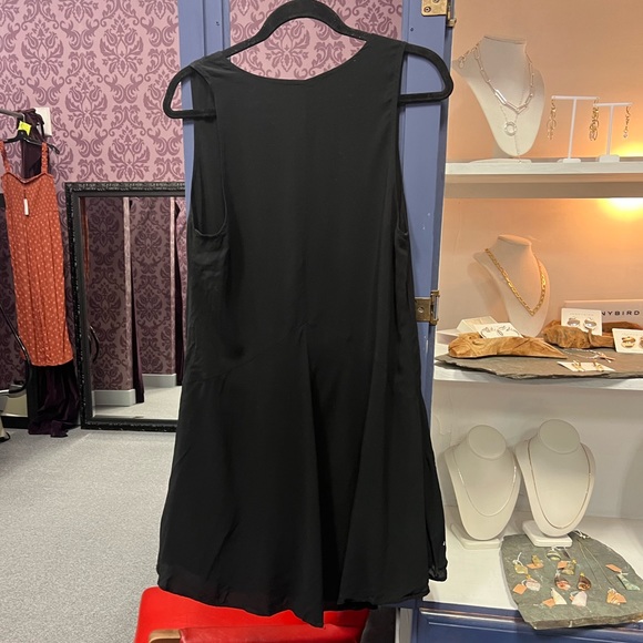 Gentle Fawn Dress - Picture 3 of 3